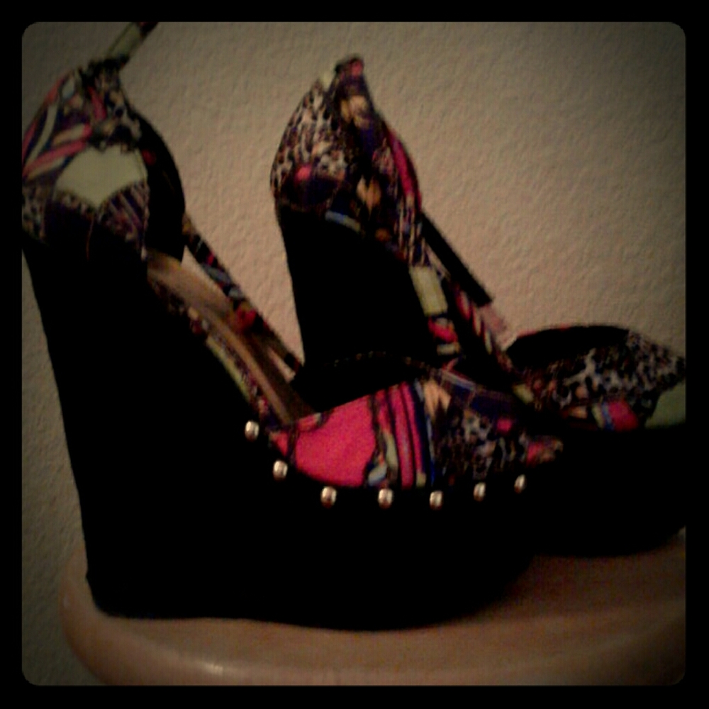 Colorful wedges - Picture 4 of 5